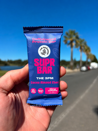 Thanh protein chứa caffeine SUPR Cocoa Almond Choc